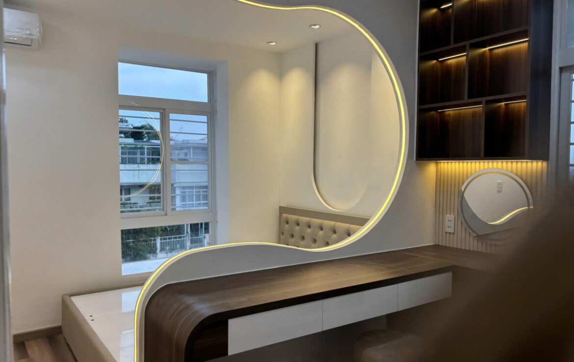 ban can ho sky garden 3 7 7 1170x738 - Chủ cần bán căn hộ vừa decor xong. DT 68m2 Nhà mới, đẹp- Nội thất cao cấp- 2 phòng ngủ-2wc- Lầu cao vút- Giá 5.250 Tỷ