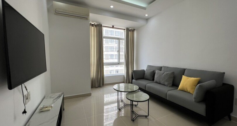 ban can ho sky garden 3 9 3 810x430 - Cho thuê căn hộ Sky Garden 3. DT 70m2 Nhà đẹp- lầu cao- Nội thất đầy đủ- 2 Phòng ngủ-2wc- Giá thuê 16 Triệu/Tháng