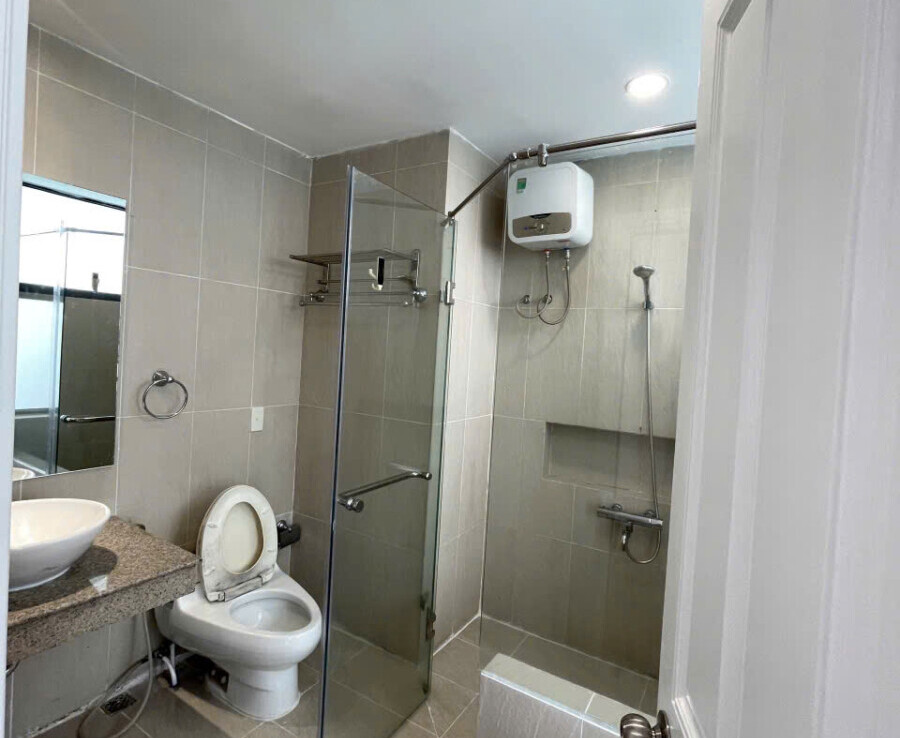 ban can ho the panoraama 13 900x738 - Bán căn hộ The Panorama. DT 121m2 Thiết kế 3 Phòng ngủ-2wc- Nội thất dính tường- View hồ bơi- Giá bán 13.7 Tỷ