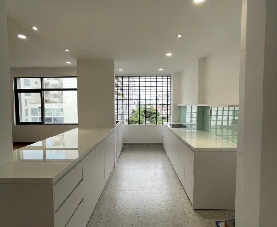 ban can ho the panoraama 8 900x738 - Bán căn hộ The Panorama. DT 121m2 Thiết kế 3 Phòng ngủ-2wc- Nội thất dính tường- View hồ bơi- Giá bán 13.7 Tỷ