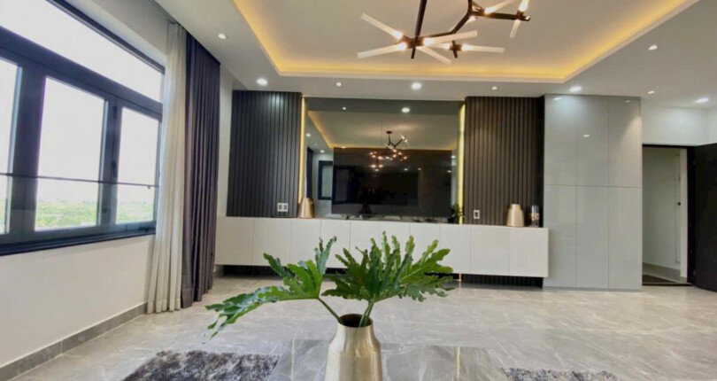 can canh phong khach can ho ban 1 810x430 - Giá mua bán căn hộ 3pn chung cư The Panorama Phường Tân Hưng T10/2025