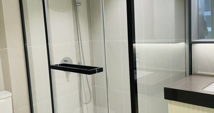 can ho co 2 toilet hoan thien nhu hinh 2 810x430 - Giá mua bán căn hộ 3pn tòa B view hồ bơi chung cư Cardinal Court Phú Mỹ Hưng T9/2025