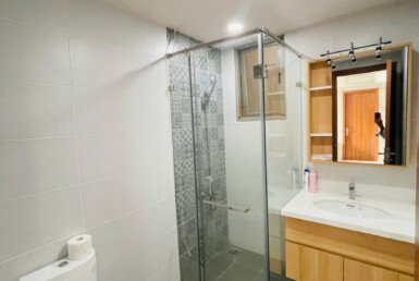 can-ho-co-2-toilet-hoan-thien-nhu-hinh