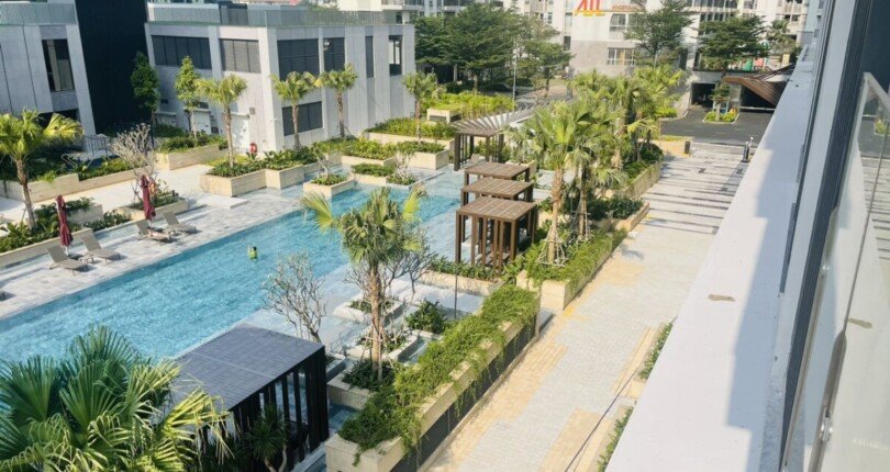 can ho truc dien tien ich ho boi noi khu 810x430 - Giá mua bán căn hộ 3pn tòa nhà B chung cư Cardinal Court Phú Mỹ Hưng T9/2025