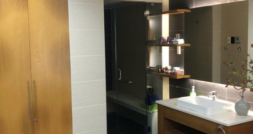 cho thue biet thu Nam thong 5 Copy 810x430 - Cho thuê biệt thự Nam Thông Phú Mỹ Hưng. Tổng DT 300m2- có thang máy- 3 Phòng-2wc- Giá thuê 2.700 USD/Tháng