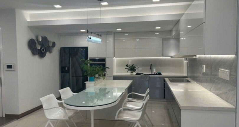 cho thue can ho happy valley 1 810x430 - Cho thuê căn hộ Happy Valley. DT 135m2 Nhà đẹp- Nội thất cao cấp- 3 Phòng ngủ-2wc- Đang trống vào ở ngay. Giá 1.350 USD/Tháng