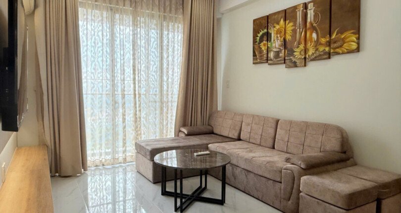 cho thue can ho hung phuc 1 1 810x430 - Cho thuê căn hộ đẹp tại Hưng Phúc. DT 78m2 Nhà đẹp- Nội thất cao cấp- 2 Phòng ngủ-2wc- Lầu cao- Giá 23 Triệu/Tháng