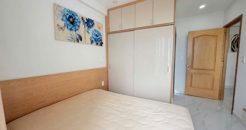 cho thue can ho hung phuc 1 4 810x430 - Cho thuê căn hộ đẹp tại Hưng Phúc. DT 78m2 Nhà đẹp- Nội thất cao cấp- 2 Phòng ngủ-2wc- Lầu cao- Giá 23 Triệu/Tháng