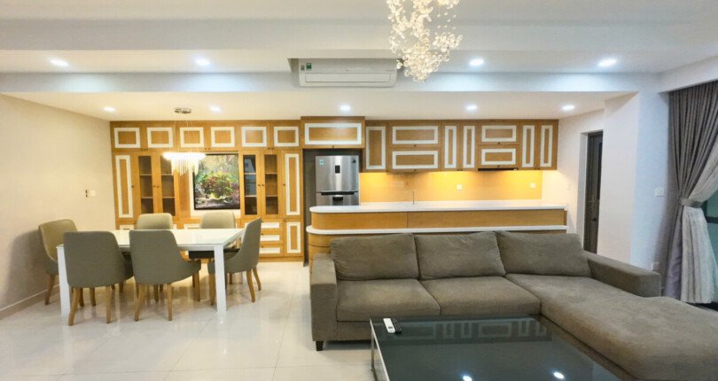 cho thue can ho riverpark premier 12 810x430 - Cho thuê căn hộ Riverpark Premier. DT 130m2 Nội thất cao cấp- 3 Phòng ngủ-2wc- Nhà trống vào ở ngay. Giá 1.900 USD/Tháng