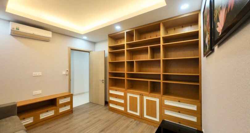 cho thue can ho riverpark premier 6 810x430 - Cho thuê căn hộ Riverpark Premier. DT 130m2 Nội thất cao cấp- 3 Phòng ngủ-2wc- Nhà trống vào ở ngay. Giá 1.900 USD/Tháng