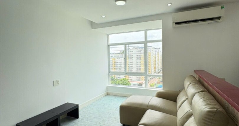 cho thue can ho sky garden 3 4 4 810x430 - Cho thuê căn hộ Sky Garden 3. DT 70m2 Lầu cao- View Hồ Bơi- 2 Phòng-2wc- Giá thuê 15 Triệu/Tháng