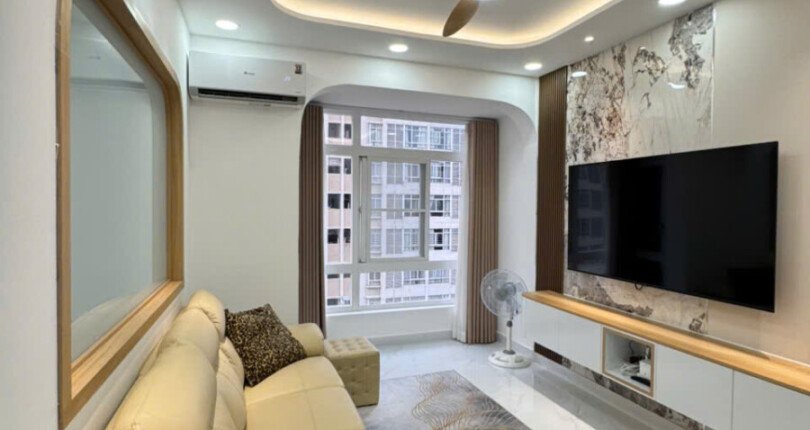 gen h z7030892113983 0385efbea4780854185b34ab3f846885 810x430 - Cho thuê căn hộ Sky Garden 3. DT 70m2 Nhà đẹp- thiết kế 3 phòng-2wc- Nội thất mới 100%. Giá thuê 20 Triệu/Tháng