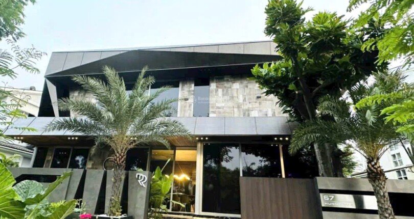 hinh anh mua ban nha biet thu nguyen can co ho boi noi khu hung thai 2 t10 2025 810x430 - Giá mua bán nhà Biệt thự đơn lập có hồ bơi Nội khu Hưng Thái 2 Phú Mỹ Hưng T10/2025