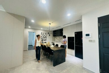 khong-gian-bep-rong-rai