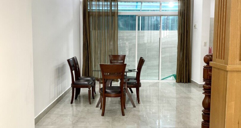 khong gian phong khach tang g 810x430 - Giá mua bán nhà nguyên căn đường Nội khu Mỹ Giang 2B phường Tân Hưng T10/2025