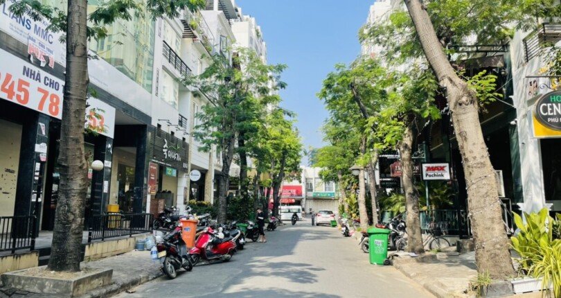 khu hung phuoc 4 sam uat nhieu toa van phong 810x430 - Giá mua bán tòa nhà nguyên căn số 34 Nội khu Hưng Phước 4 phường Tân Hưng T9/2025