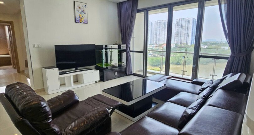 phong khach can ho ban 1 810x430 - Giá mua bán căn hộ 3pn tòa nhà C chung cư Riverpark Premier phường Tân Hưng T9/2025