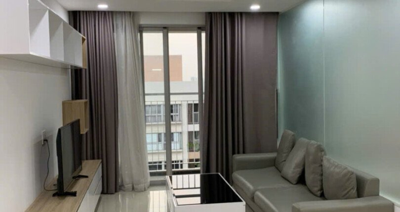 phong khach can ho ban 13 810x430 - Bán căn hộ 110m2, chung cư Scenic Valley 1, giá 9.6 tỷ, 03pn, nội thất căn hộ đầy đủ, xem nhà dễ.