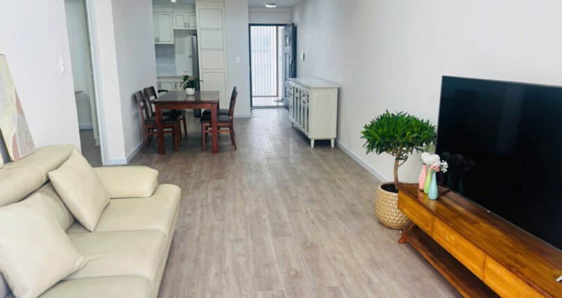 phong khach can ho ban 26 810x430 - Cho thuê căn hộ chung cư Scenic Valley 1, 03pn, giá 27tr/tháng, nhà đẹp, nội thất đầy đủ.