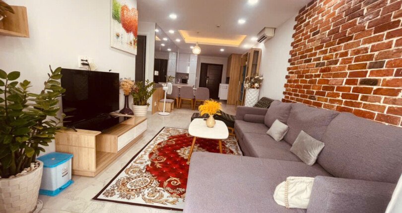 phong khach can ho can cho thue 1 810x430 - Cho thuê căn hộ chung cư Scenic Valley 1, 03pn, giá 26tr/tháng, nhà đẹp, đầy đủ nội thất.