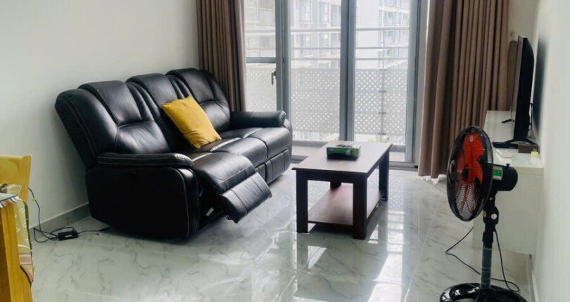 phong khach can ho cho thue 2 810x430 - Cho thuê căn hộ chung cư Scenic Valley 1, 80m2, 02pn, giá 22tr/tháng, bao VAT, nội thất đầy đủ, xem nhà dễ.