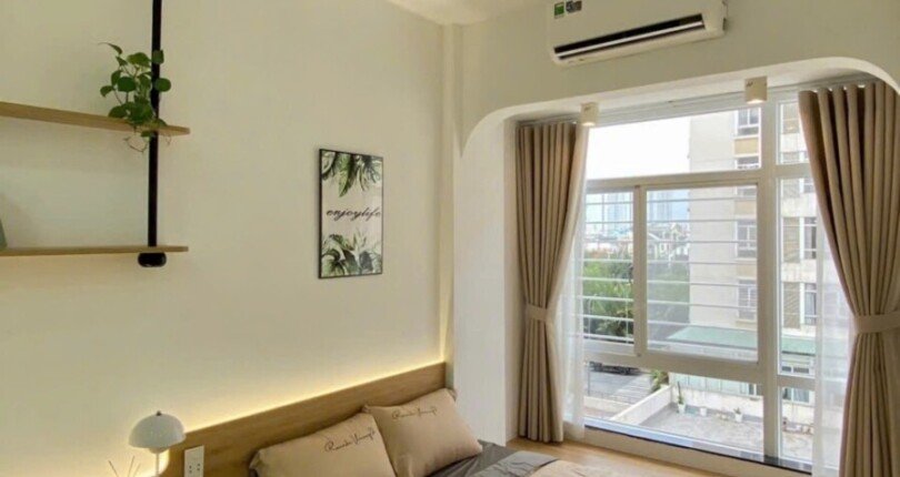 phong ngu can ho ban 3 810x430 - Bán căn hộ chung cư Sky Garden 3, 56m2, giá 4.250 tỷ, nhà đẹp, nội thất căn hộ đầy đủ, nhà đang có hợp đồng thuê.