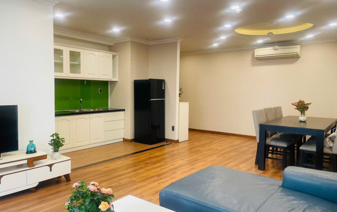 phong ngu can ho can ban 1170x738 - Bán căn hộ chung cư Green Valley , diện tích 118m2, giá 9.5 tỷ, nội thất đầy đủ, xem nhà dễ.