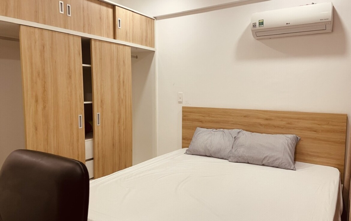 phong ngu can ho cho thue 2 1170x738 - Cho thuê căn hộ chung cư Scenic Valley 1, 80m2, 02pn, giá 22tr/tháng, bao VAT, nội thất đầy đủ, xem nhà dễ.