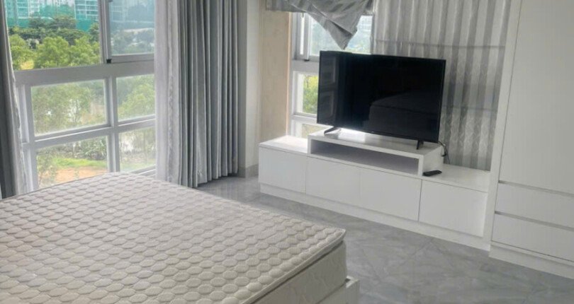 phong ngu master can ho ban 2 810x430 - Giá mua bán căn hộ 3pn tòa L khu R15 chung cư Happy Valley Phú Mỹ Hưng T9/2025