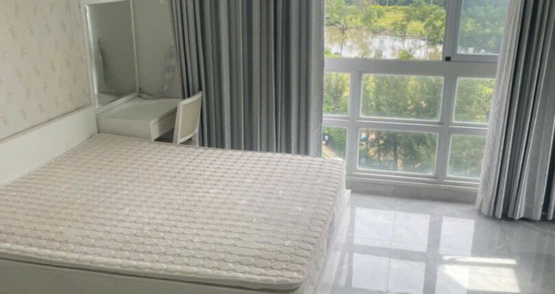 phong ngu nho can ho thoang mat 810x430 - Giá mua bán căn hộ 3pn tòa L khu R15 chung cư Happy Valley Phú Mỹ Hưng T9/2025