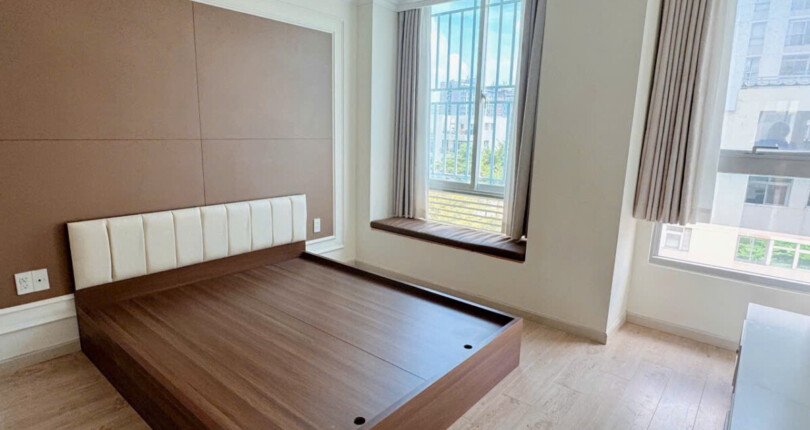 phong ngu nho lau 1 810x430 - Giá cho thuê căn hộ Duplex 3pn tòa G chung cư Star Hill T10/2025