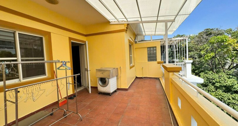 san thuong nha biet thu ban 810x430 - Giá mua bán nhà nguyên căn Khu biệt thự Hưng Thái 1 phường Tân Hưng T10/2025