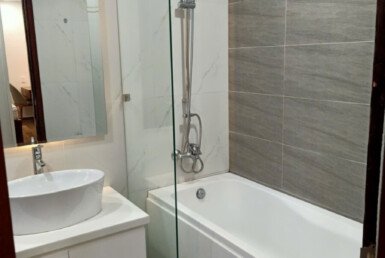 toilet-co-bon-tam-nam