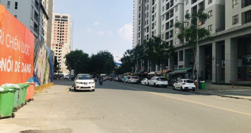 vi tri shophouse mat duong d1 810x430 - Giá cho thuê Shop khối đế - mặt bằng kinh doanh đường D1 kdc Sunrise Riverside Nhà Bè T9/2025