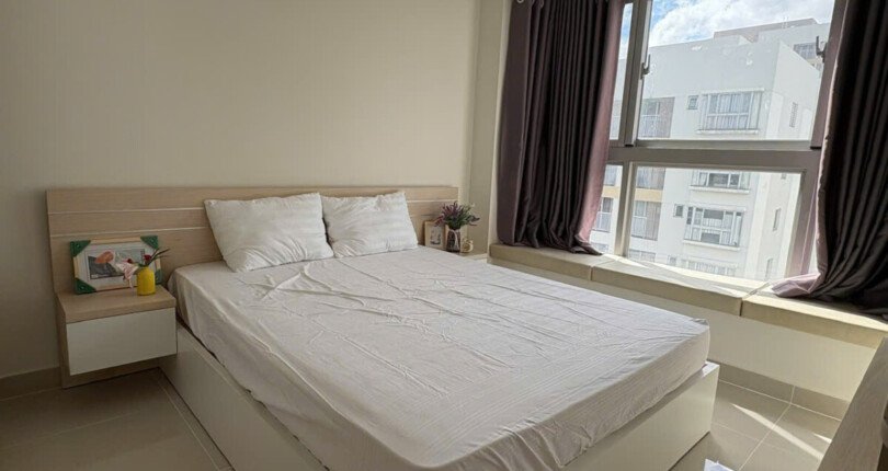 ban can ho scenic valley 1 11 810x430 - Cho thuê căn hộ Scenic Valley 1. Căn góc 77m2 Thiết kế 2 Phòng-2wc- Lầu cao- Nội thất mới, đầy đủ- Giá 20 triệu/Tháng