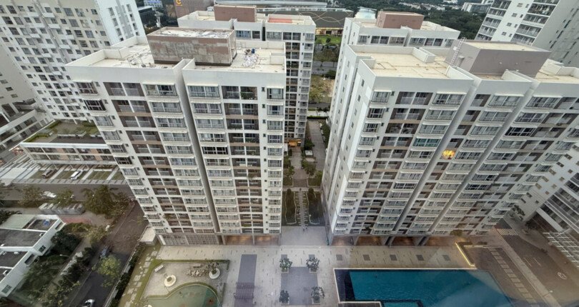 ban can ho scenic valley 1 7 2 810x430 - Bán căn hộ đẹp Tại Scenic Valley 1. DT 94m2- Nội thất cao cấp- 3 Phòng ngủ-2wc- Lầu cao view đông nam- kèm ô xe- Giá 9.3 Tỷ