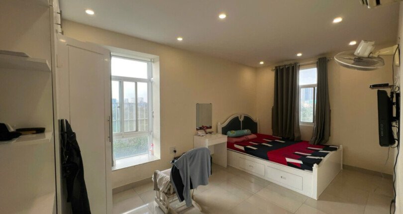 ban can ho sky garden 3 15 1 810x430 - Bán nhanh căn hộ Sky Garden 3. Căn góc 72m2 Thiết kế 3 Phòng ngủ-2wc Nội thất đầy đủ- Lầu trung- Giá tốt 5.5 Tỷ