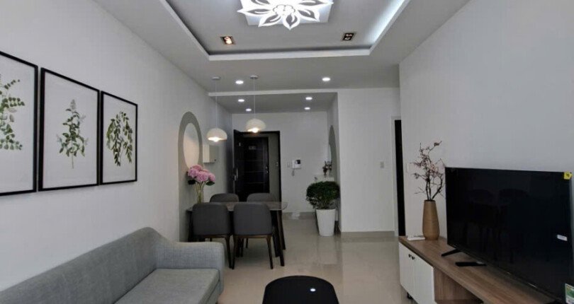 ban can ho sky garden 3 2 17 810x430 - Bán căn góc View Hồ Bơi tại Sky Garden 3. DT 72m2 Thiết kế 3 Phòng ngủ-2wc- Nội thất mới- View nam- Giá 6.350 Tỷ