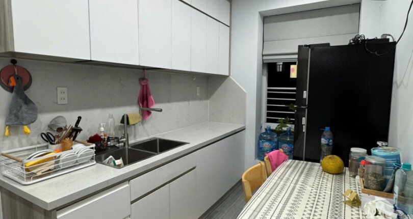 ban can ho sky garden 3 3 25 810x430 - Cần bán căn hộ Sky Garden 3. DT 70m2 Thiết kế 2 Phòng ngủ-2wc- Nhà nội thất đẹp- Lầu trung- Giá bán 5.4 Tỷ