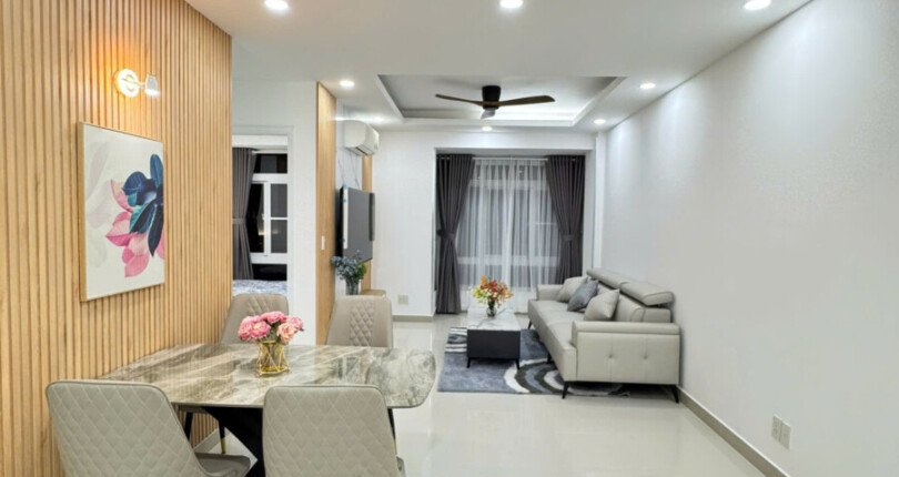 ban can ho sky garden 3 5 26 810x430 - Bán nhanh căn hộ Sky Garden 3. Căn góc 74m2 lầu cao- Nhà đẹp- Đầy đủ nội thất như hình-Đang cho thuê 20 Triệu. Giá bán 6.090 Tỷ