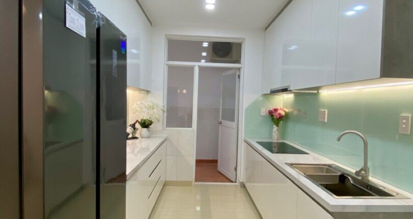 ban can ho sky garden 3 6 21 810x430 - Cho thuê căn hộ Sky Garden 3. DT 68m2 Nhà đẹp 2 Phòng ngủ-2wc Nội thất đầy đủ như hình- Đang trống vào ngay. Giá thuê 16 Triệu/Tháng