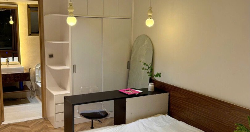 ban can ho the peak mitown 2 810x430 - Cần bán căn hộ cao cấp tại Midtown The Peak. DT 80m2 Lầu cao- Nội thất mới hiện đại- 2 Phòng-2wc- kèm ô xe- Giá 10.5 Tỷ