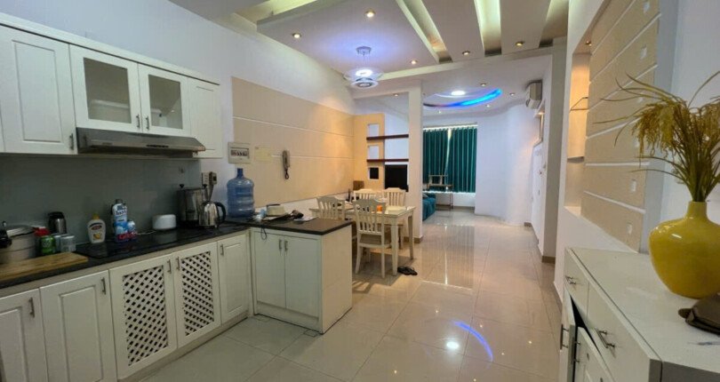 bep can ho ban 15 810x430 - Chỉ 4,350 tỷ, sở hữu ngay căn hộ 71m2, chung cư Sky Garden 1, 02pn, nội thất đầy đủ.
