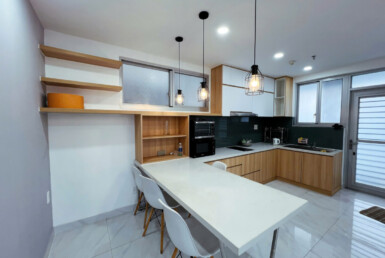 bep can ho cho thue 385x258 - Cho thuê căn hộ chung cư Scenic Valley 2, 75m2,02pn, căn góc, giá 20tr/tháng, nội thất đầy đủ.