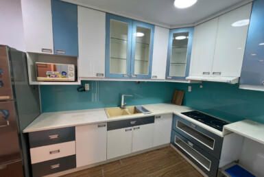 bep cxan ho ban 385x258 - Bán căn hộ 77m2, chung cư Scenic Valley 1, 02pn, giá 7.4 tỷ, nội thất đầy đủ, xem nhà dễ.