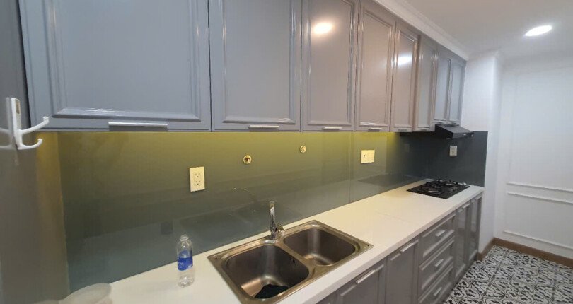 bep rong rai 810x430 - Bán gấp căn hộ 2pn view biệt thự lầu cao chung cư Hưng Phúc giá 7,550 tỷ có ô xe