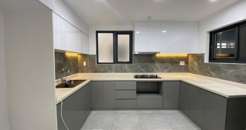 bep rong rai trong can ho ban 810x430 - Giá mua bán căn hộ 3pn số 04 tòa B chung cư Nam Phúc Le Jardin phường Tân Mỹ T11/2025