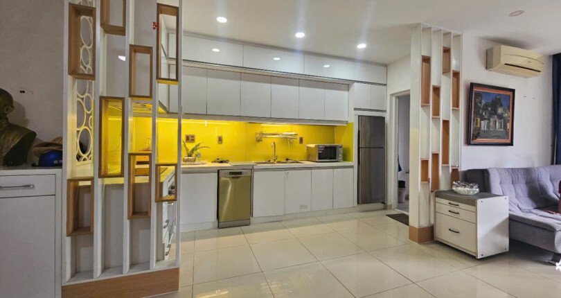 bep trong can ho cho thue 810x430 - Giá cho thuê căn hộ 3pn tòa nhà B chung cư Riverpark Residence phường Tân Hưng T11/2025