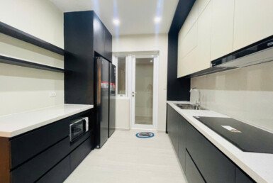 can-canh-khong-gian-bep-rong-rai