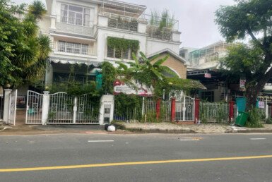 can-canh-nha-biet-thu-cho-thue